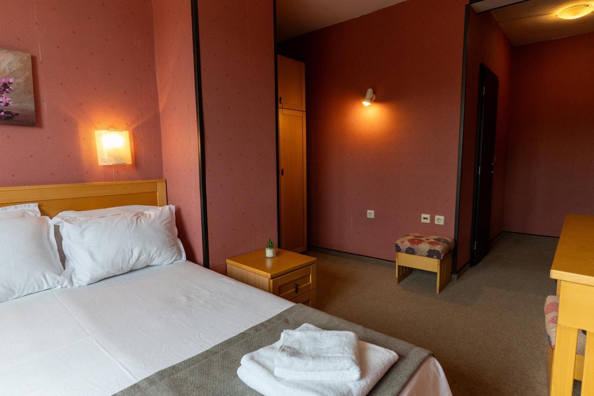 Hotel Demetra Berkovica Kültér fotó